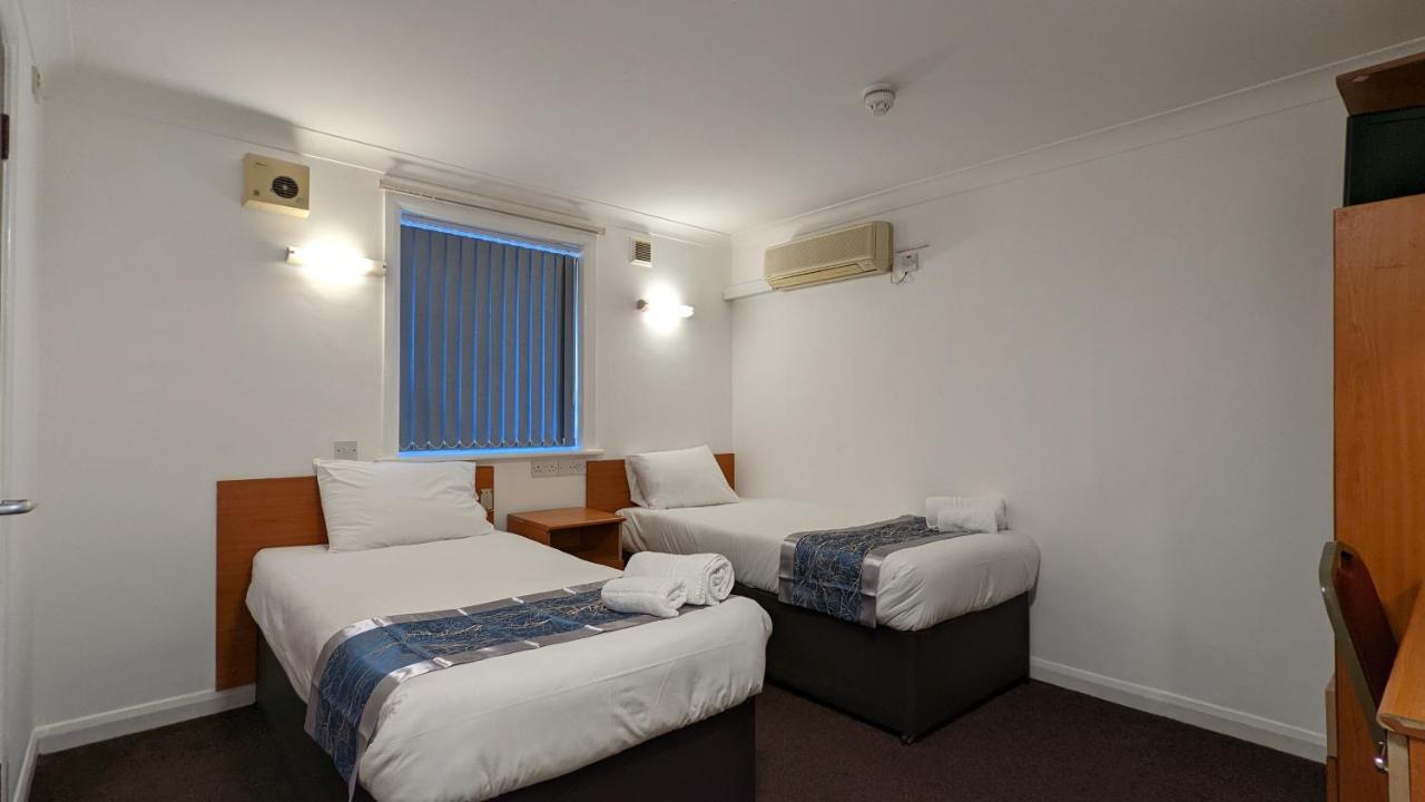 Sk Heathrow Hotel Hayes  Eksteriør billede