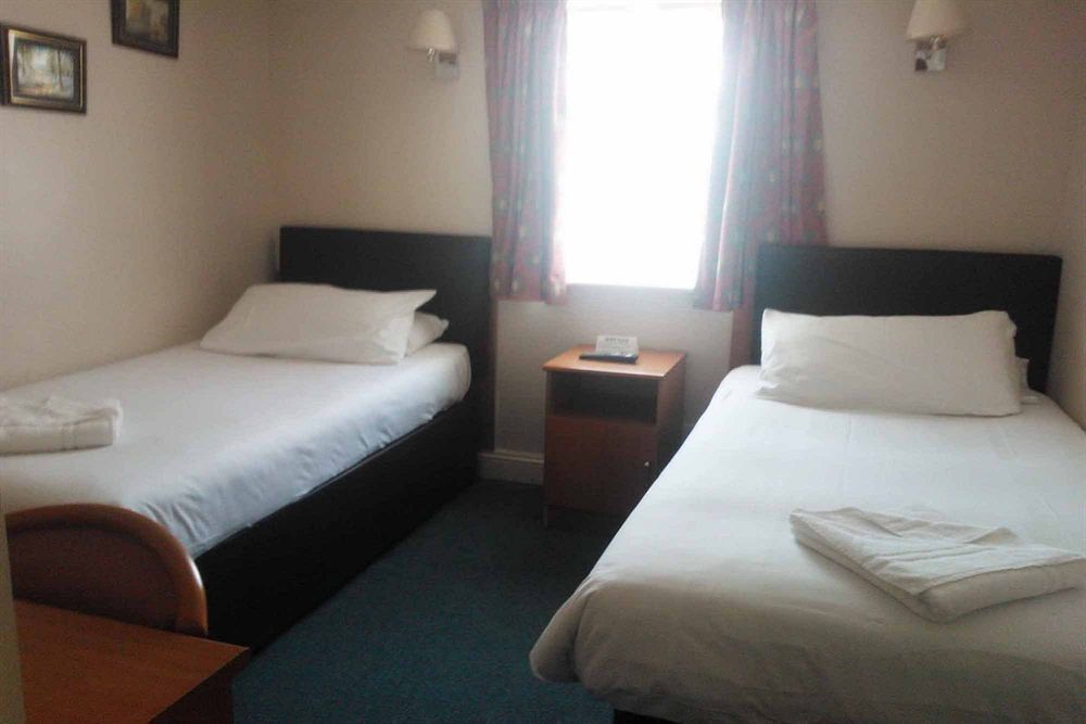 Sk Heathrow Hotel Hayes  Eksteriør billede