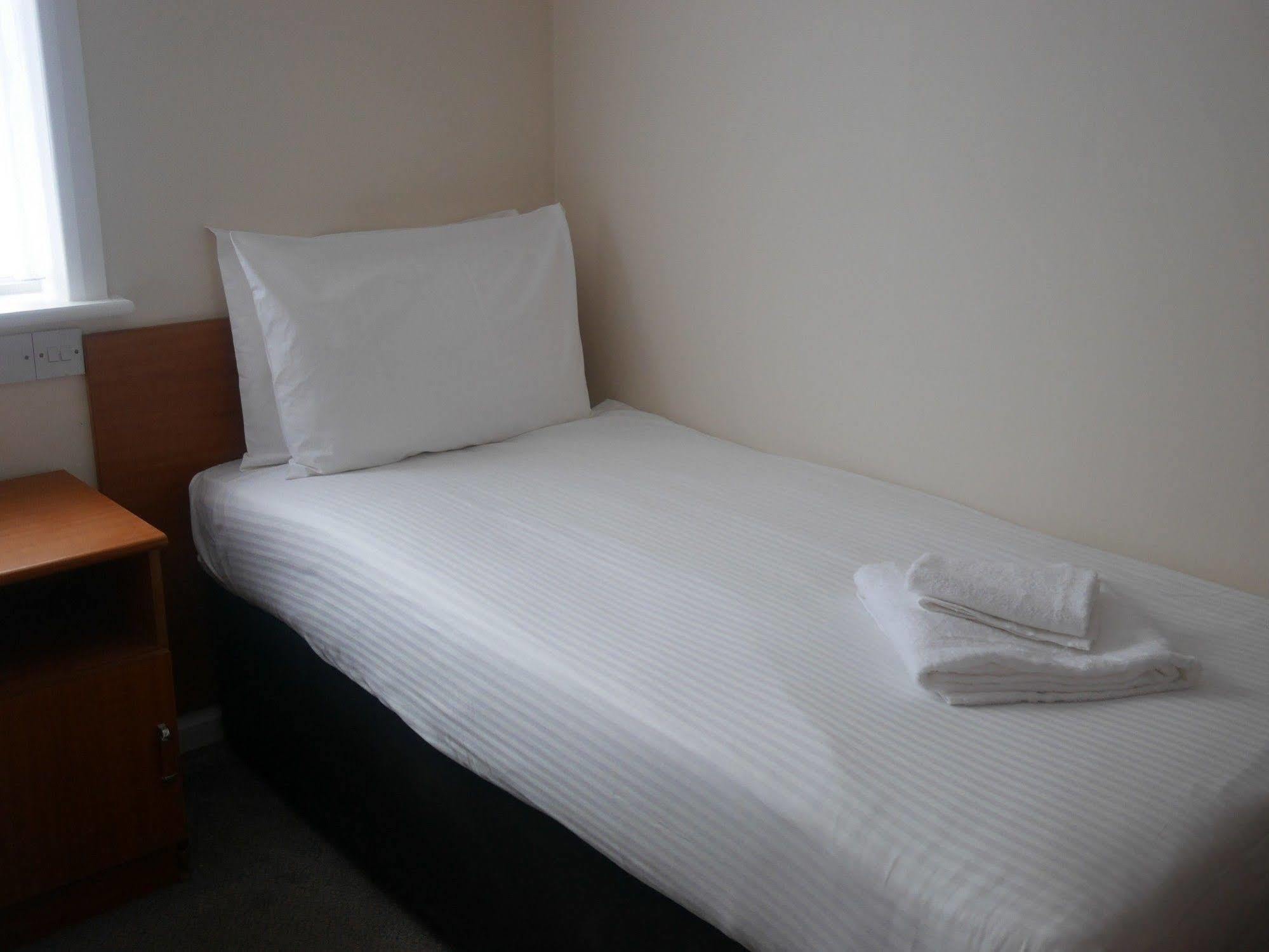 Sk Heathrow Hotel Hayes  Eksteriør billede