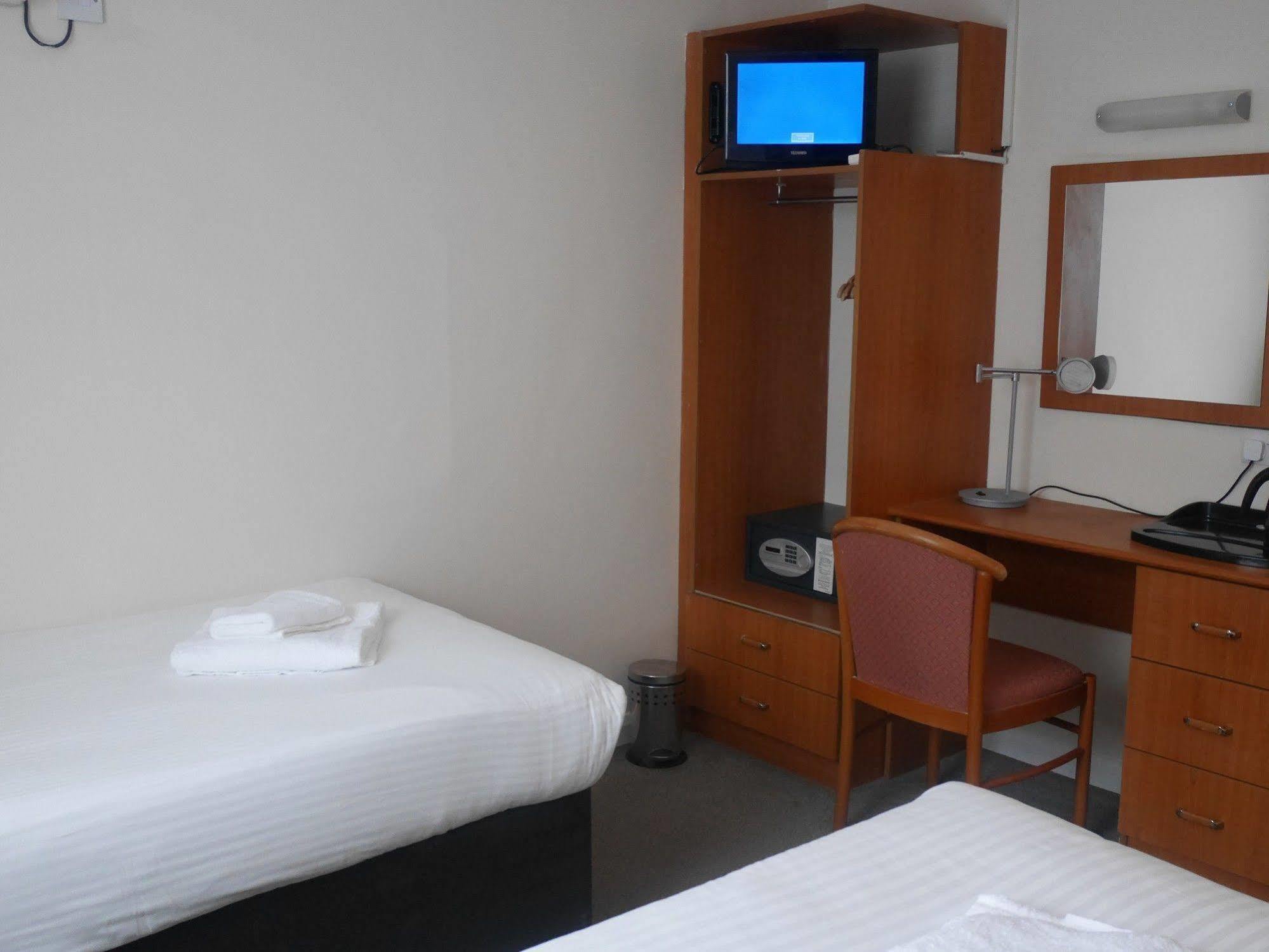 Sk Heathrow Hotel Hayes  Eksteriør billede