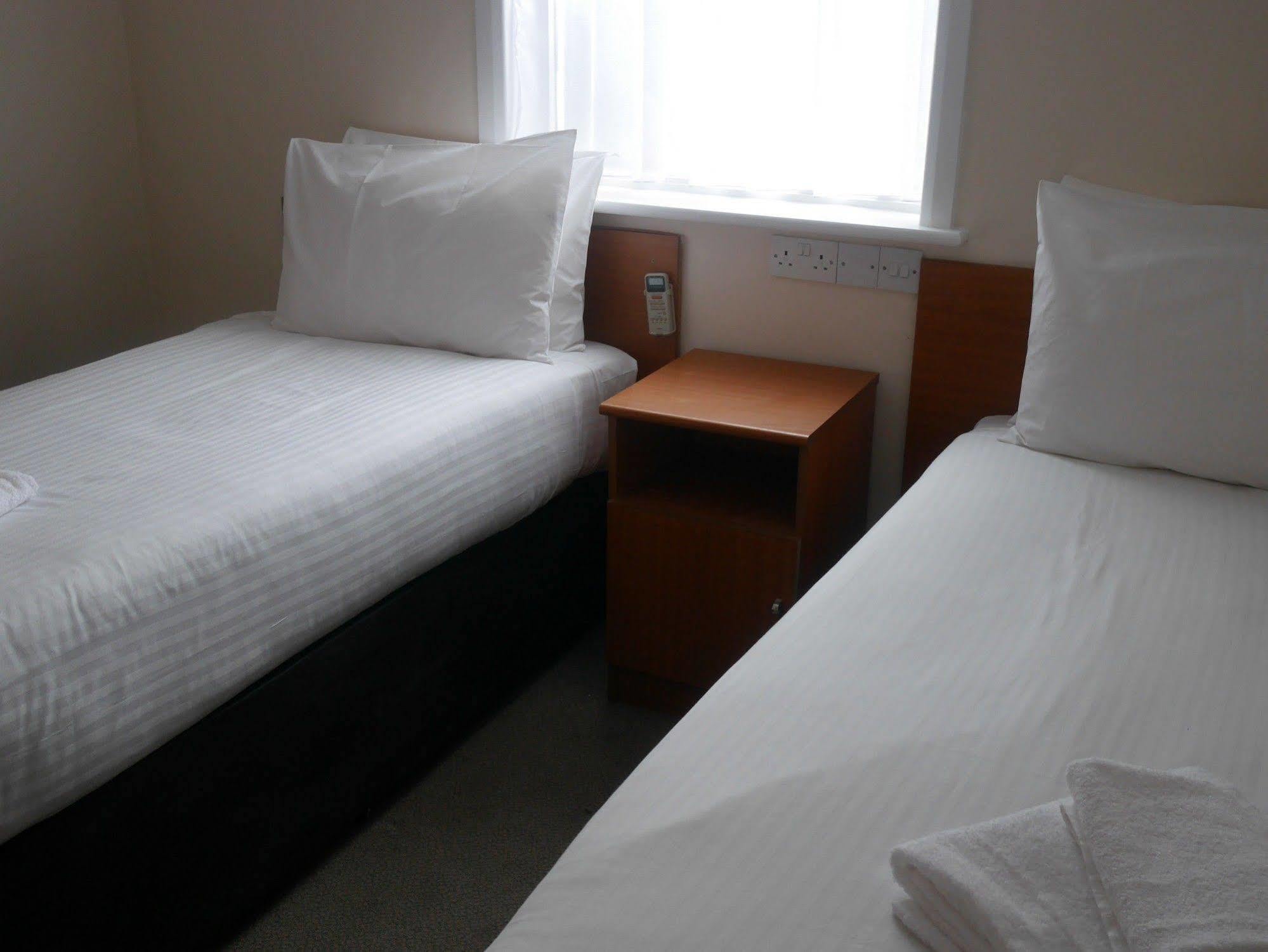 Sk Heathrow Hotel Hayes  Eksteriør billede